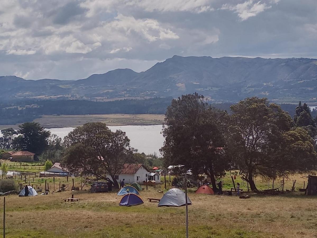 Camping Las Acacias Guatavita Esterno foto
